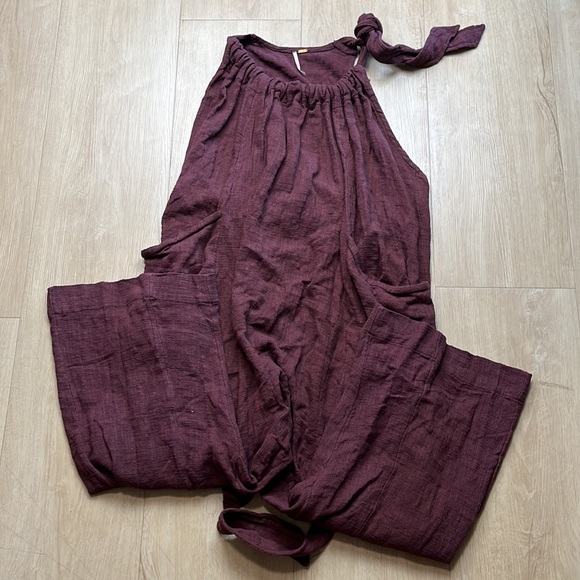 Free People Henriette Sleeveless Tie Waist Jumpsuit In Rum Raisin SMALL 1126 - Picture 7 of 8